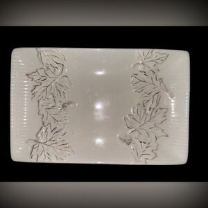 DISCONTINUED Hallmark Autumn Leaves & Acorns Ceramic Tray NWT